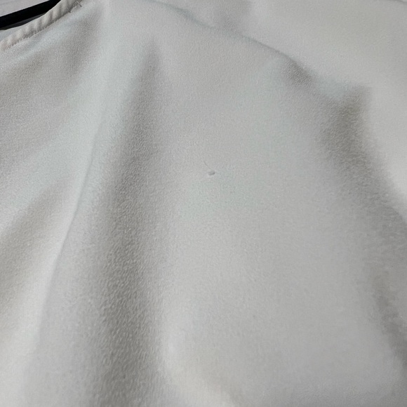 White, one shoulder crop top - Picture 2 of 7